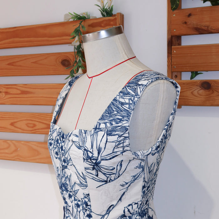 Pattern: 257 – Sweetheart Jumpsuit with Contrast Binding *Custom Fit