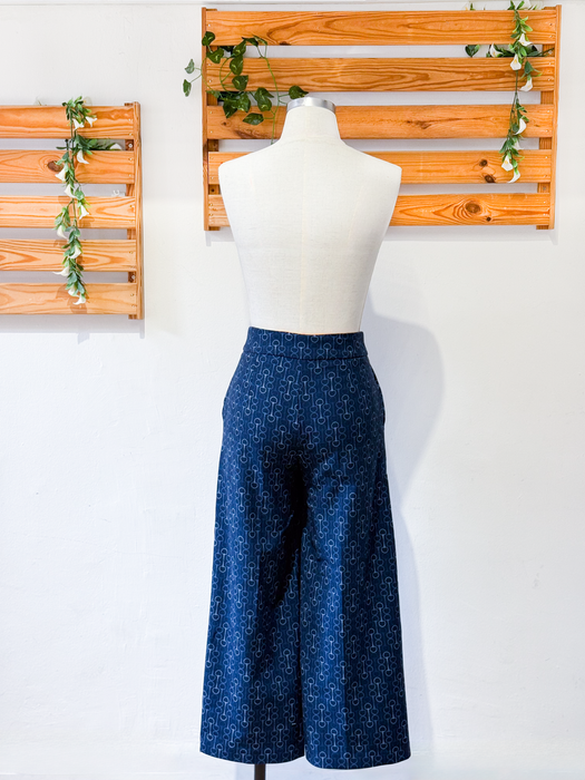 [WSQ] Fashion & Fabrics (Intermediate Women's Pants)