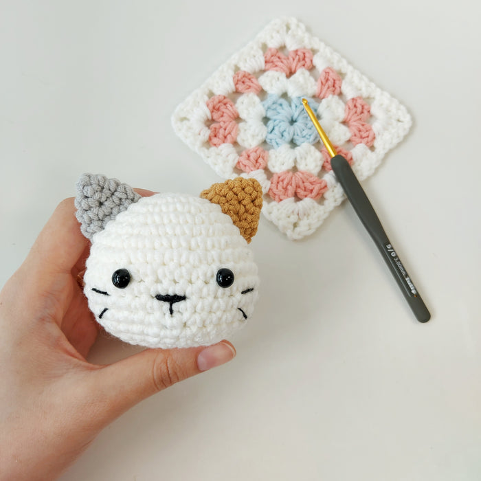 Crochet Amigurumi (Level 2) by Handeecrafts